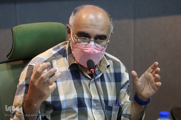 نشست بررسی هویت ملی و زبان فارسی