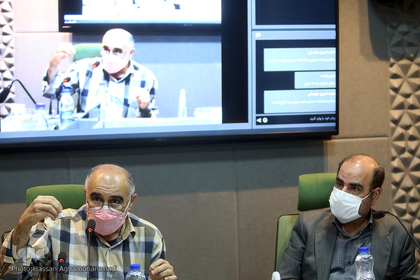 نشست بررسی هویت ملی و زبان فارسی