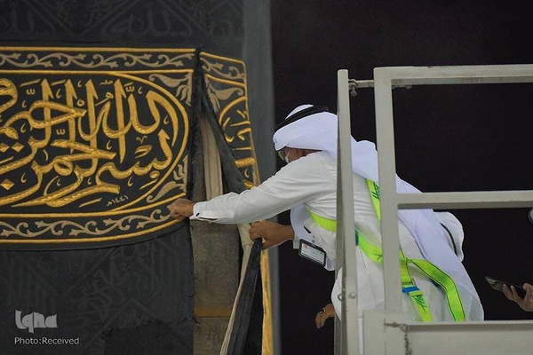 مراسم تعویض پرده کعبه