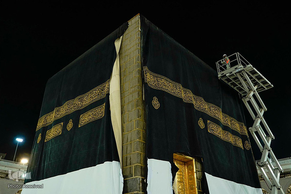 مراسم تعویض پرده کعبه