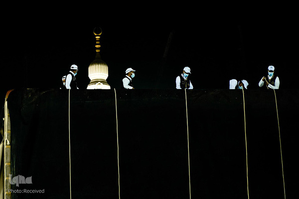 مراسم تعویض پرده کعبه