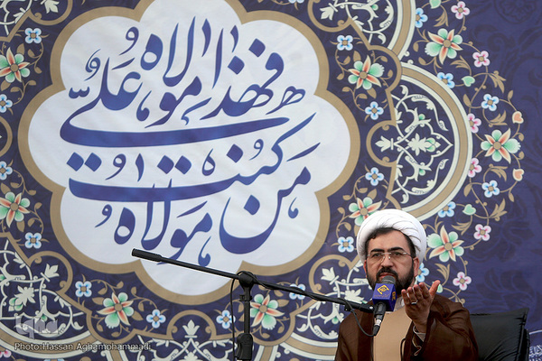 حجت الاسلام و المسلمين علي سرلك، کارشناس دینی