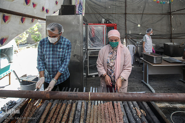 هم‌نمکی ده هزار نفره در عید غدیر