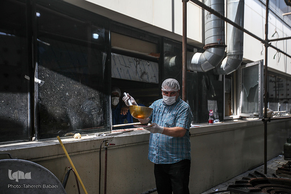 هم‌نمکی ده هزار نفره در عید غدیر