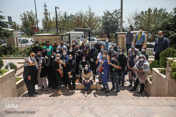 هم‌نمکی ده هزار نفره در عید غدیر