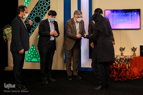 اختتامیه مجازی هجدهمین جشنواره ملی پایان‌نامه سال دانشجویی و چهارمین دوره مسابقات دفاع سه دقیقه‌ای 