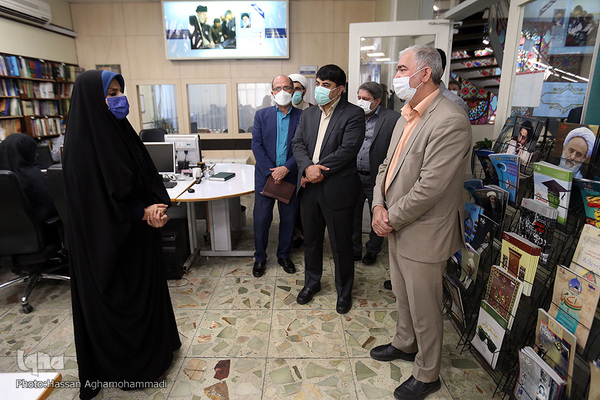 بازدید غلامرضا غفاری، معاون فرهنگی و اجتماعی وزارت علوم، تحقیقات و فناوری از ایکنا
