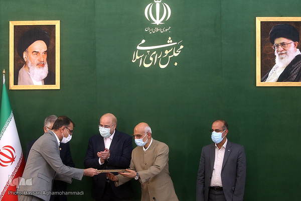 مراسم گرامیداشت چهل و یکمین سالگرد تشکیل جهاددانشگاهی و تجلیل از جهادگران نمونه این نهاد در خانه ملت