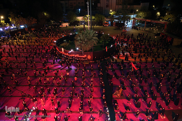 مراسم عزاداری شب پنجم محرم در میدان فلسطین