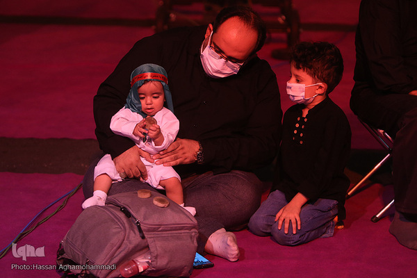 مراسم عزاداری شب پنجم محرم در میدان فلسطین