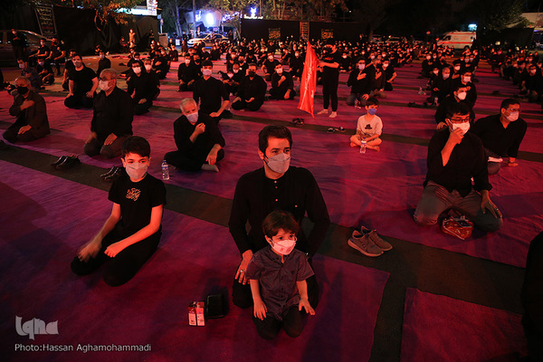 مراسم عزاداری شب پنجم محرم در میدان فلسطین