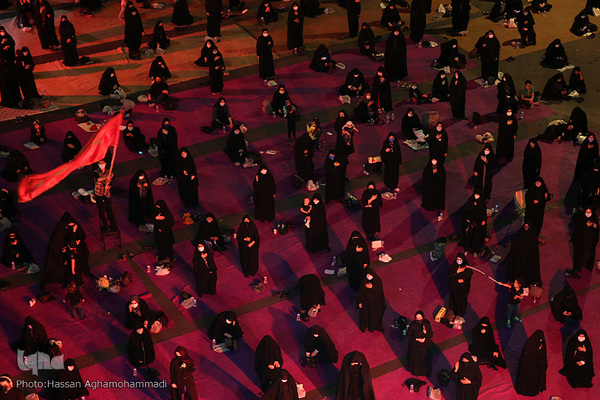 مراسم عزاداری شب پنجم محرم در میدان فلسطین