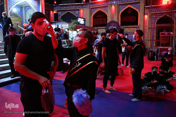 مراسم سوگواری شب هشتم محرم در آستان مقدس امامزاده صالح(ع) تجریش