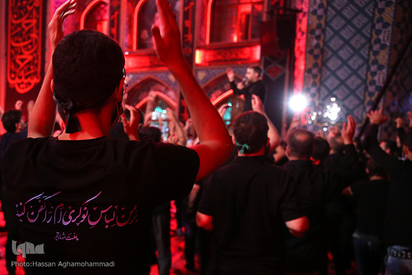 مراسم سوگواری شب هشتم محرم در آستان مقدس امامزاده صالح(ع) تجریش
