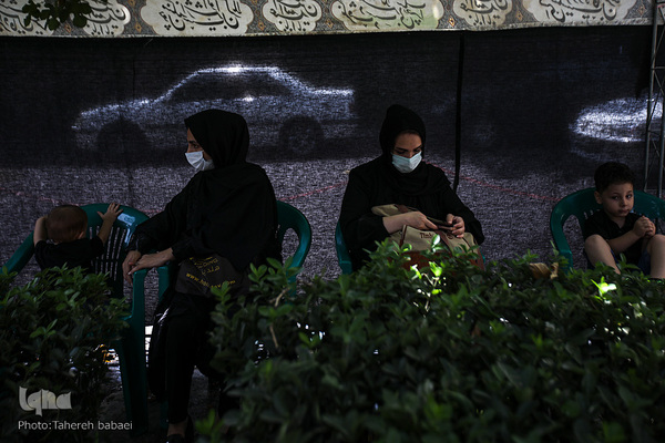 مراسم ظهر تاسوعا در خانه مداحان