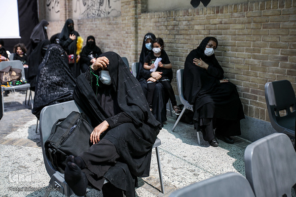 مراسم ظهر تاسوعا در خانه مداحان