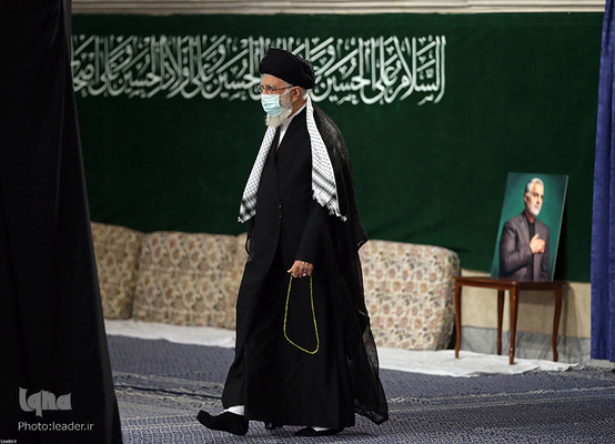 مراسم عزاداری شب عاشورای حسینی در حسینیه امام خمینی(ره)