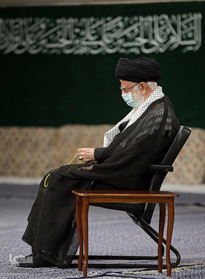 مراسم عزاداری شب عاشورای حسینی در حسینیه امام خمینی(ره)