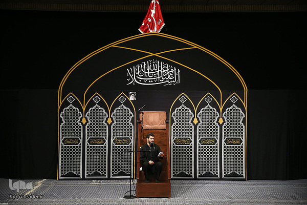 مراسم عزاداری شب عاشورای حسینی در حسینیه امام خمینی(ره)