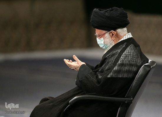 مراسم عزادای شام غریبان در حسینیه امام خمینی(ره)