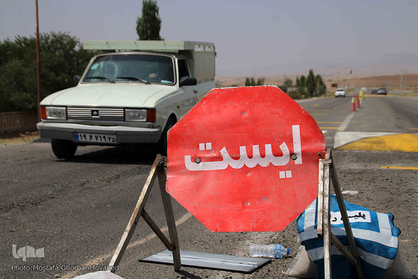 اعمال محدودیت‌های کرونایی در محورهای مواصلاتی شهرستان اهر، توسط پلیس راهور