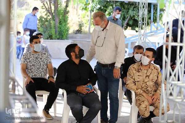 افتتاح بزرگترین مرکز واکسیناسیون تجمیعی استان فارس در حسینیه عاشقان ثارالله شیراز