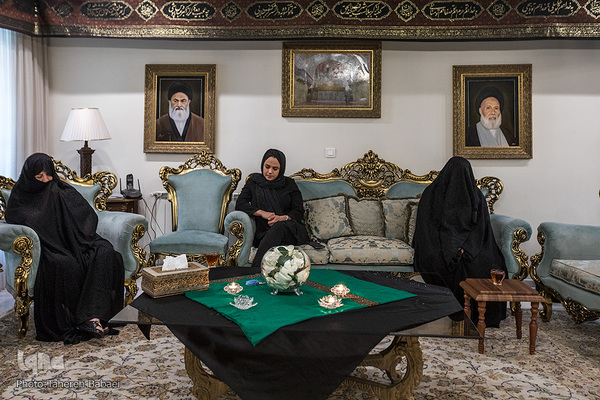 مراسم روضه آیت آلله سید حسن موسوی اصفهانی ۶۰ سال است که برگزار می‌شود در زمان حیات ایشان در منزل شان برگزار می شد و پس از درگذشت شان، مراسم در حسینه و مسجد ادامه دارد.
