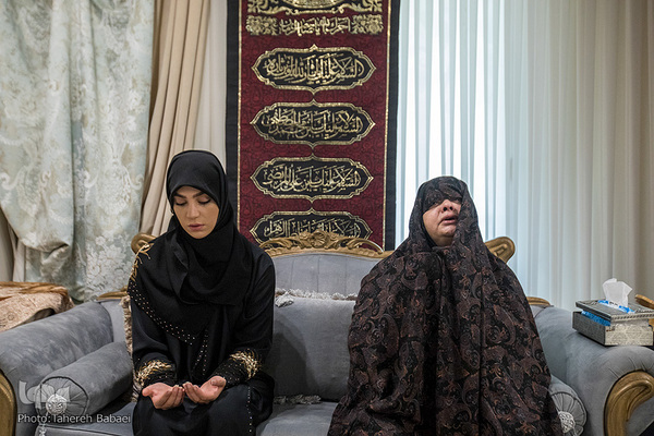 این مراسم از زمان شروع کرونا توسط فرزندشان حاج آقا سادات موسوی به صورت خانوادگی و آنلاین برگزار می‌شود.