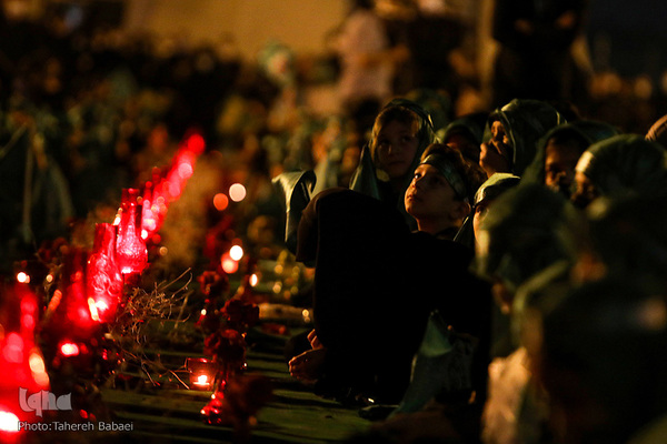 بزرگ‌ترین سفره نذری «حضرت رقیه (س)» در میدان امام حسین(ع)