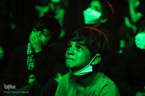 بزرگ‌ترین سفره نذری «حضرت رقیه (س)» در میدان امام حسین(ع)