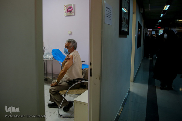 مراکز واکسیناسیون افراد بالای ۱۸سال در مشهد مقدس