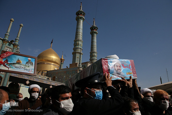 مراسم تشییع پیکر شهید مالامیری، نخستین روحانی شهید مدافع حرم در شهر مقدس قم