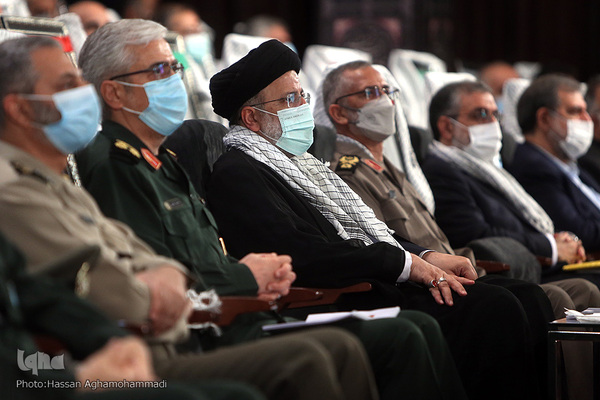 آیین تجلیل و تکریم از یک میلیون پیشکسوت دفاع مقدس با حضور رییس جمهور