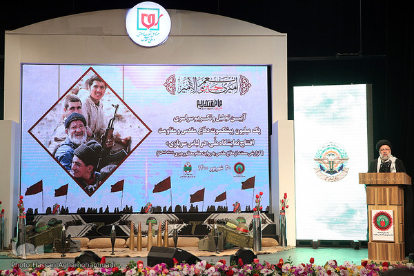 آیین تجلیل و تکریم از یک میلیون پیشکسوت دفاع مقدس با حضور رییس جمهور