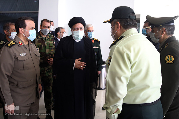 آیین تجلیل و تکریم از یک میلیون پیشکسوت دفاع مقدس با حضور رییس جمهور