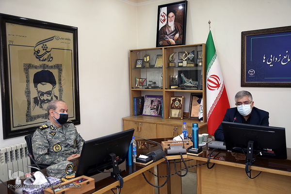 مراسم امضای تفاهم نامه همکاری های مشترک میان جهاد دانشگاهی و بنیاد حفظ آثار و ارزشهای دفاع مقدس