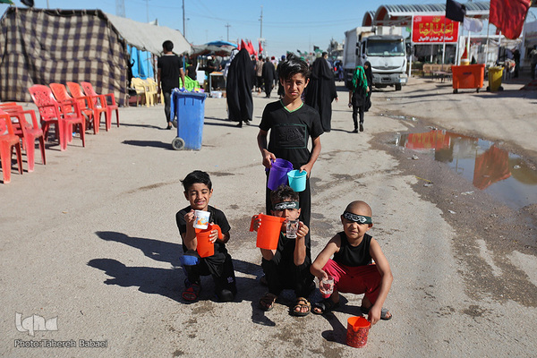 خادمین زائرین پیاده روی اربعین حسینی