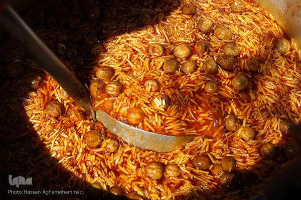 توزیع ۱۰هزار پرس غذا گرم میان نیازمندان تهران بزرگ