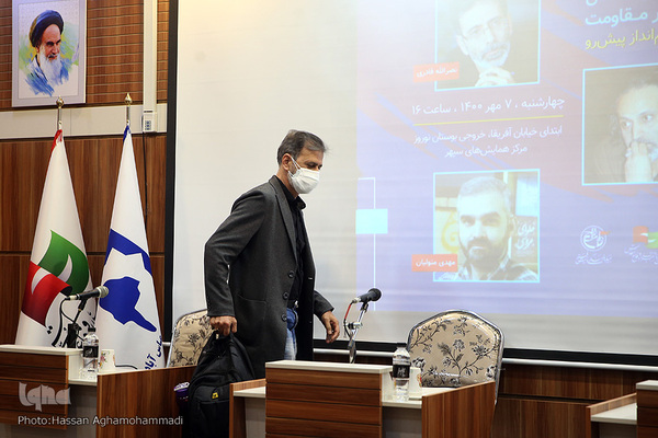 نشست تخصصی چهل سال تاتر مقاومت و چشم انداز پیش رو