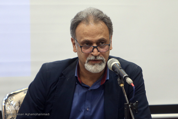 نشست تخصصی چهل سال تاتر مقاومت و چشم انداز پیش رو