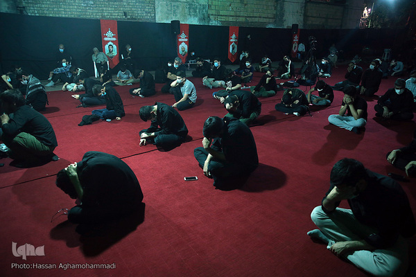 مراسم عزاداری مدارس دانشجویی قرآن و عترت در شب رحلت پیامبر گرامی اسلام(ص) و شهادت امام حسن مجتبی(ع)