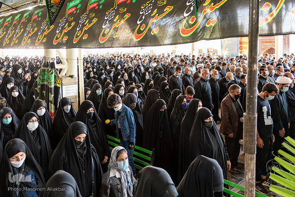مراسم تشییع پیکر پاک شهید مدافع حرم «هادی شریفی» در بقعه امامزاده ابراهیم ملارد