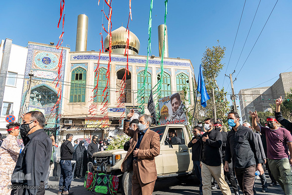 مراسم تشییع پیکر پاک شهید مدافع حرم «هادی شریفی» در بقعه امامزاده ابراهیم ملارد