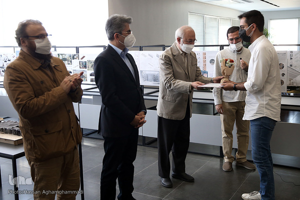 مراسم اختتامیه مسابقه «طراحی کتابخانه عشایری»