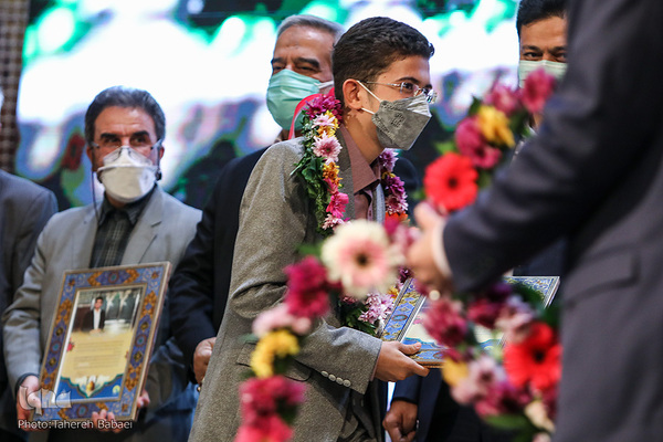 پانزدهمین آیین تجلیل از حافظان قرآن کریم