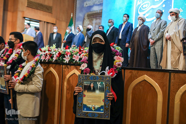 پانزدهمین آیین تجلیل از حافظان قرآن کریم