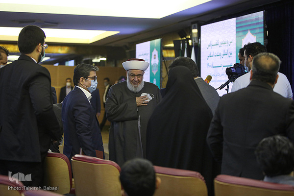 بازدید میهمانان کنفرانس وحدت اسلامی از برج میلاد