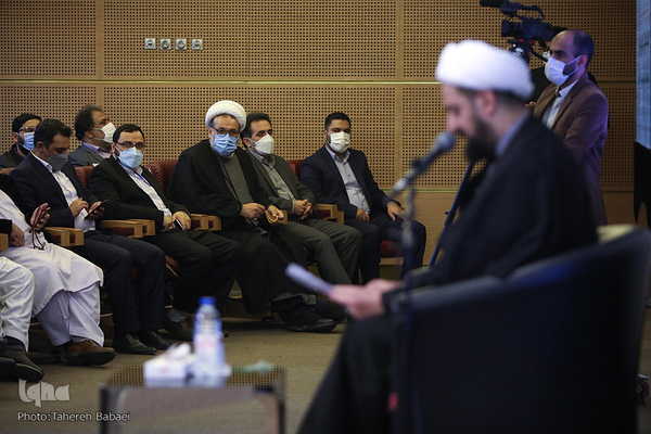 بازدید میهمانان کنفرانس وحدت اسلامی از برج میلاد