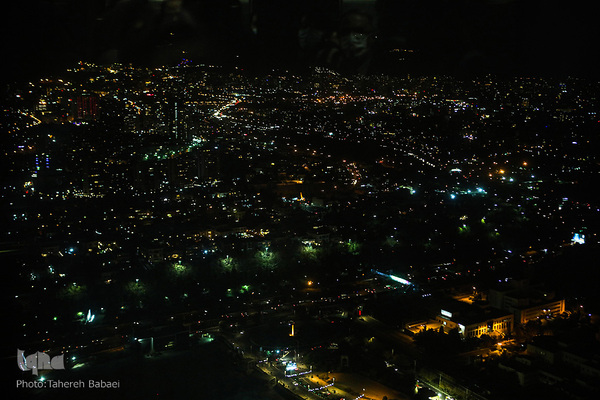 بازدید میهمانان کنفرانس وحدت اسلامی از برج میلاد