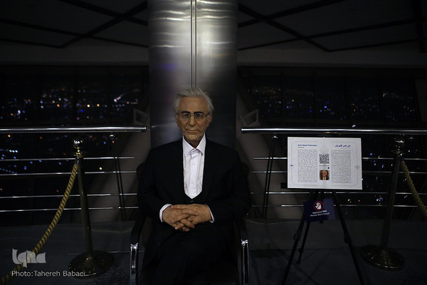 بازدید میهمانان کنفرانس وحدت اسلامی از برج میلاد